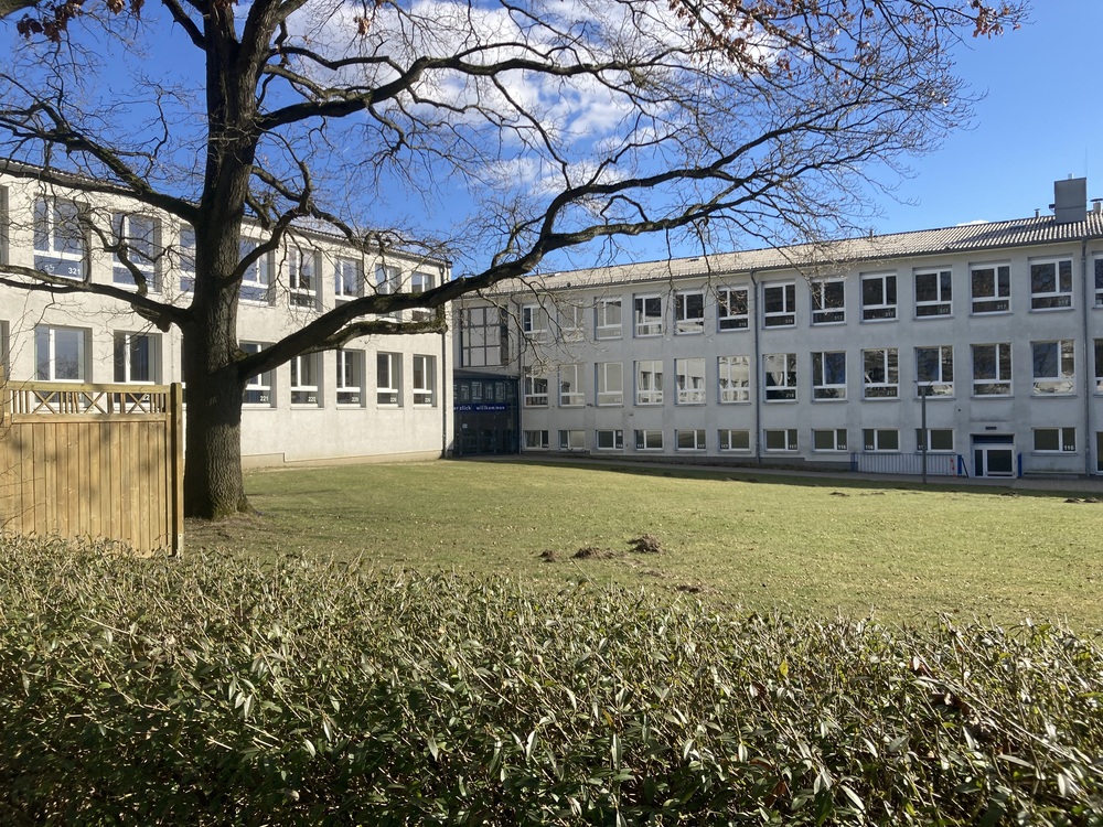 Gymnasium am Bötschenberg – Ansicht 4